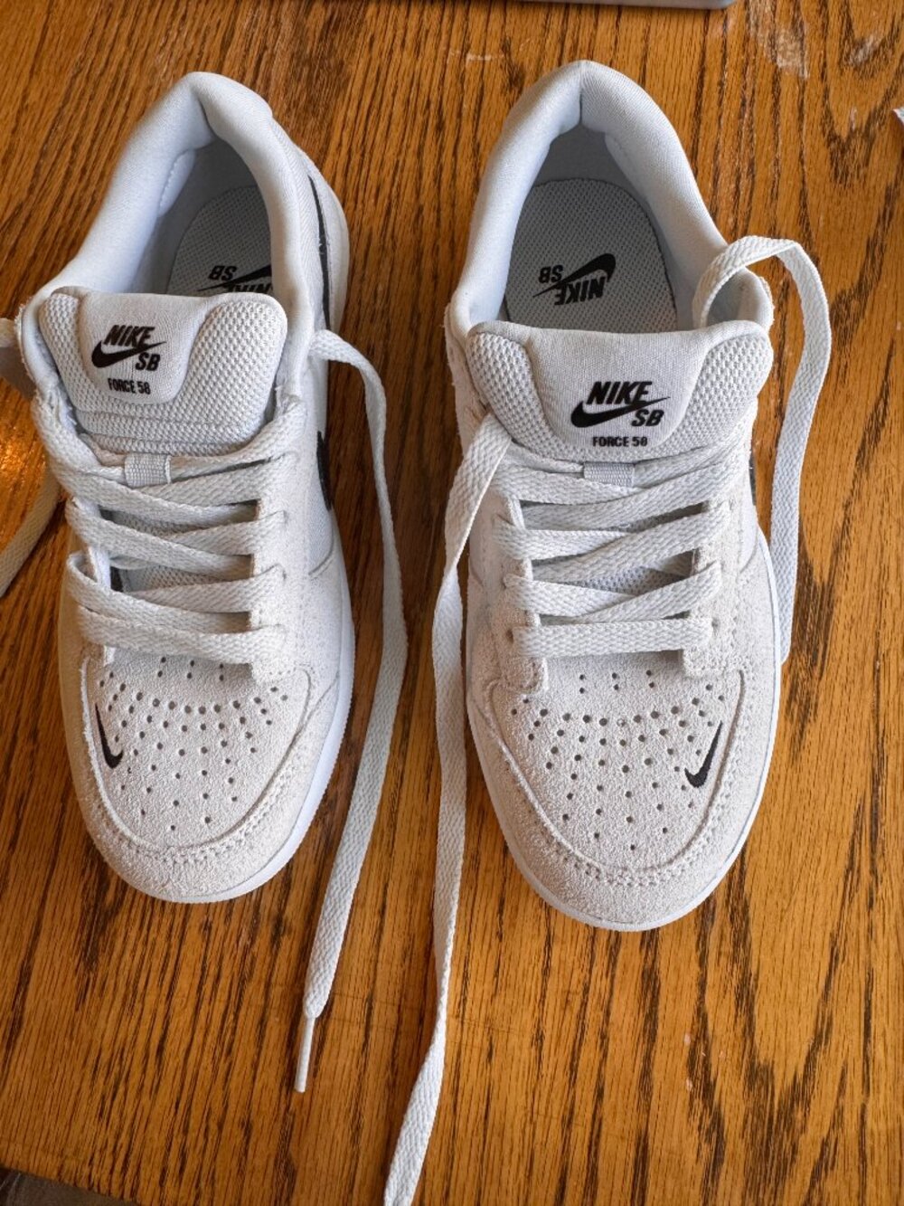 Nike SB Force 58 Premium White Black Skate Shoes - Size Men 4 / Women 5.5